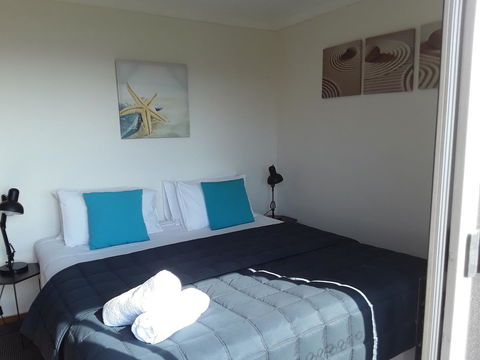 Narooma Golfers Lodge - Stayed 23