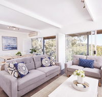 Bright and Spacious Family Home With Leafy Deck - Stayed
