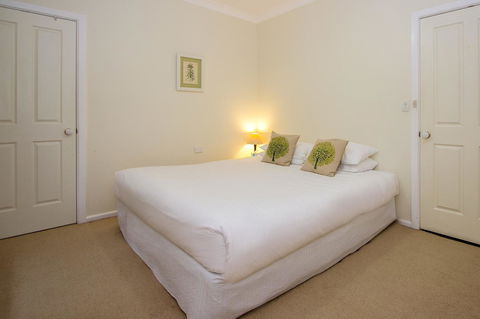 Stay In Mudgee The Grove, The Church, And Premium Private Homestead - Stayed 17