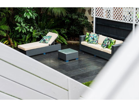 Beachside Getaway In Freshie W Parking - Stays Accommodation 4