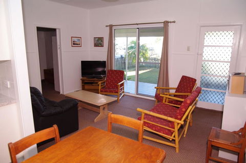 Fleur Cottage, 7 Willow Street - Stays Accommodation 6