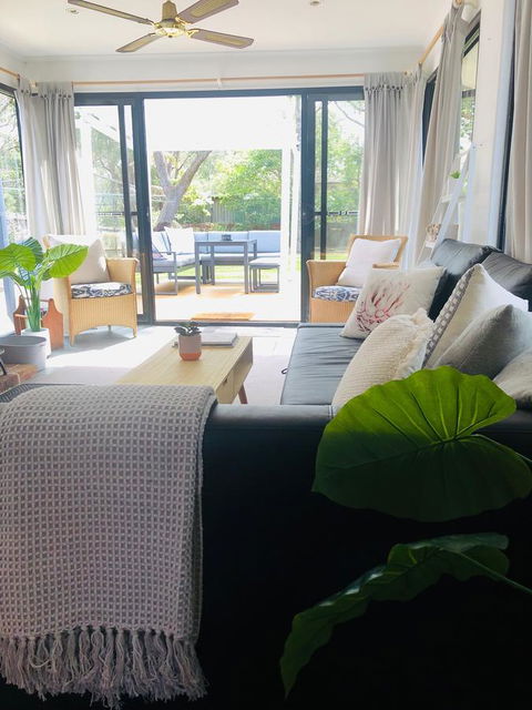 Little Blue Beach House - Stayed 14