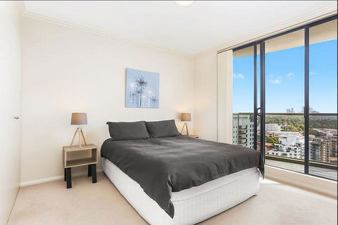 ACLiving Serviced Apartments - Stays Accommodation 8