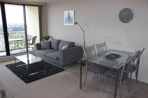 ACLiving Serviced Apartments - Stays Accommodation 9