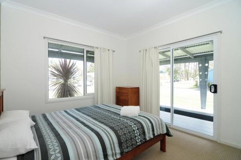 Huskisson Holiday Motel Cabins - Stayed 28