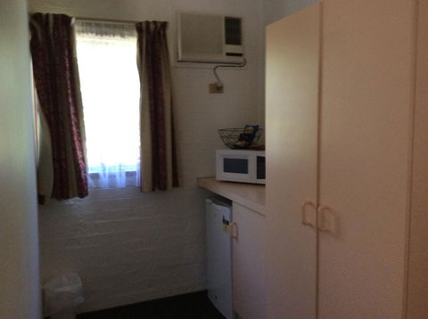 Bega Downs Motor Inn - Stayed 1