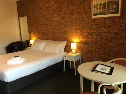 Bega Downs Motor Inn - Stayed 16