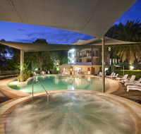 Ramada Resort by Wyndham Flynns Beach - Stays Accommodation