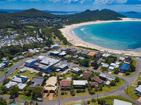 Blue View @ Fingal Bay - Stayed 17