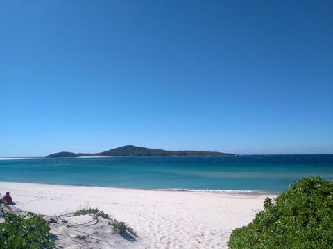 Blue View @ Fingal Bay - Stayed 23