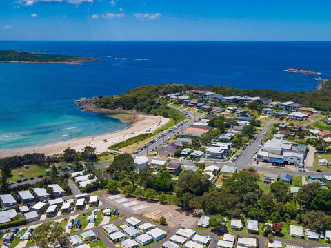 Blue View @ Fingal Bay - Stayed 7