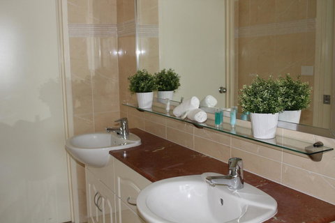 The Boathouse Resort Luxury Apartments - Stayed 18