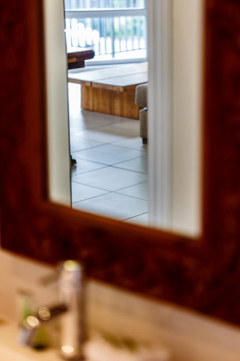 Byron Bay Hotel And Apartments - Stays Accommodation 4