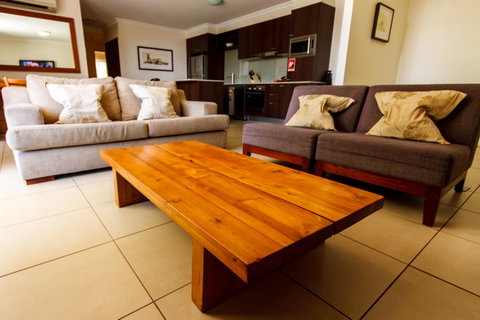 Byron Bay Hotel And Apartments - Stays Accommodation 14