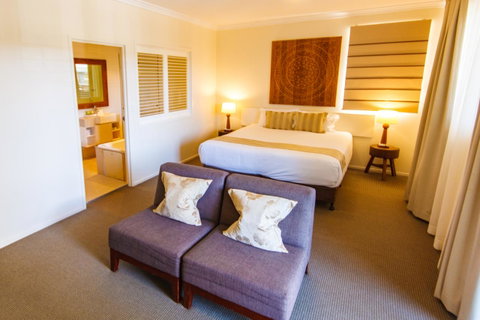 Byron Bay Hotel And Apartments - Stays Accommodation 6