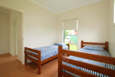 Anglesea, 17 Hodgson Street - Stayed 8