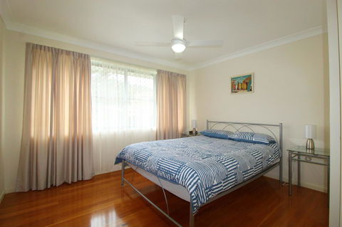Anglesea, 17 Hodgson Street - Stayed 7