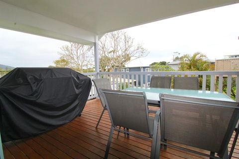 Anglesea, 17 Hodgson Street - Stayed 6