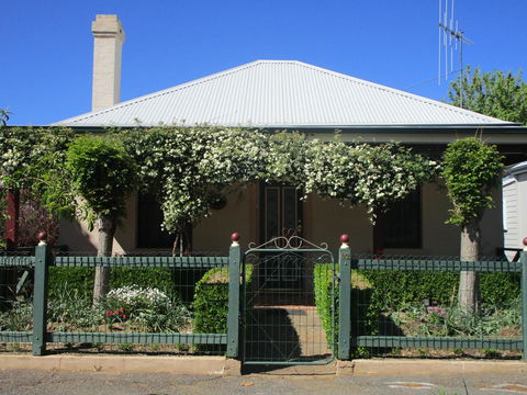 Boot Makers Cottage - Stayed 1