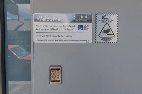 Studios On Beaumont - Stays Accommodation 5