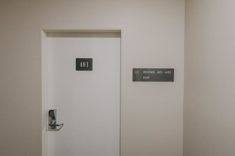 Studios On Beaumont - Stays Accommodation 11