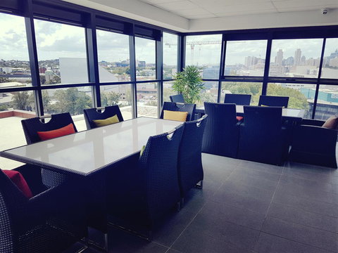 Value Suites Green Square - Stayed 12