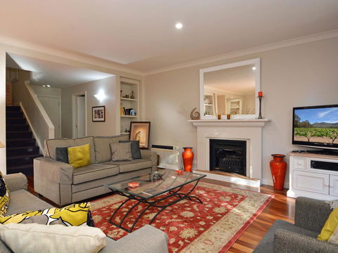 Villa 3br Chianti Villa Located Within Cypress Lakes Resort - Stayed 18