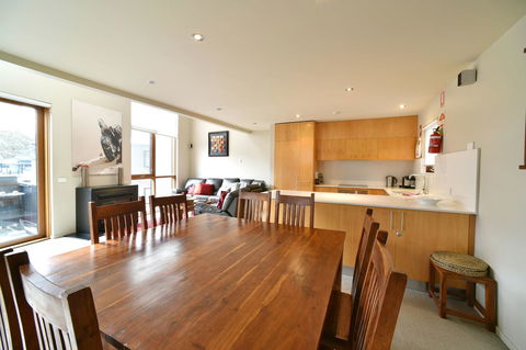 Snowstream 4 - Stayed 9