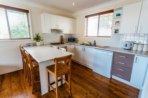 Sunbaker Pet Friendly Awards Finalist 4 Mins Walk To Culburra Beach - Stays Accommodation 15