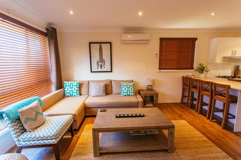 Sunbaker Pet Friendly Awards Finalist 4 Mins Walk To Culburra Beach - Stays Accommodation 6