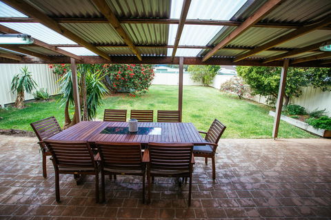Sunbaker Pet Friendly Awards Finalist 4 Mins Walk To Culburra Beach - Stays Accommodation 29