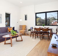 Stylish Apartment With Garage Near Bondi Beach - Stayed