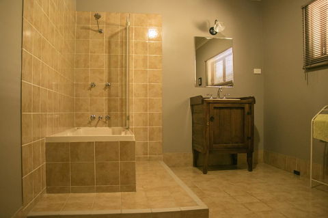 Ironstone Estate Lovedale - Stayed 10