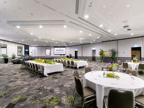 Novotel Sydney International Airport - Stayed 30