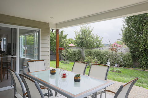 Armidale Cottage - House 2 - Stays Accommodation 4
