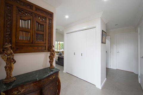 Armidale Cottage - House 2 - Stays Accommodation 10