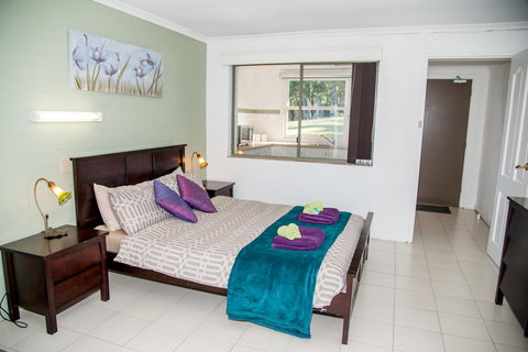 Sinclairs Country Retreat - Stays Accommodation 18