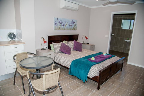 Sinclairs Country Retreat - Stays Accommodation 33