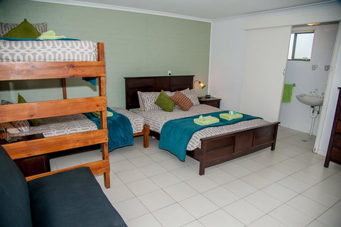 Sinclairs Country Retreat - Stays Accommodation 30