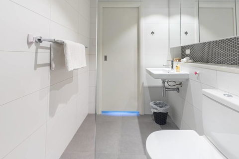 Two Bedders Apartment With Stunning Water View - Stayed 12