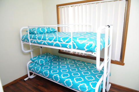 Breakaway, 11 Scott Street - Stayed 10