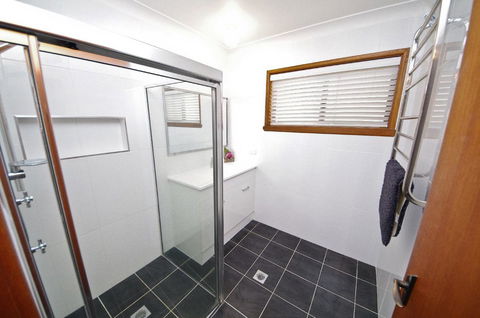 Breakaway, 11 Scott Street - Stayed 2