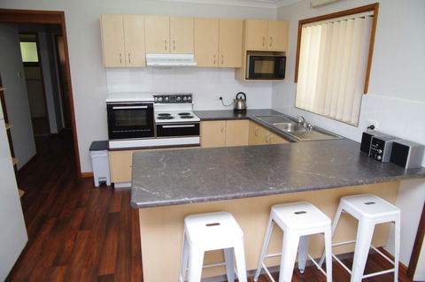 Breakaway, 11 Scott Street - Stayed 1