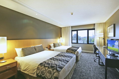 PARKROYAL Parramatta - Stays Accommodation 28