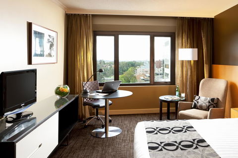 PARKROYAL Parramatta - Stays Accommodation 22