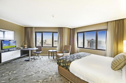 PARKROYAL Parramatta - Stays Accommodation 14