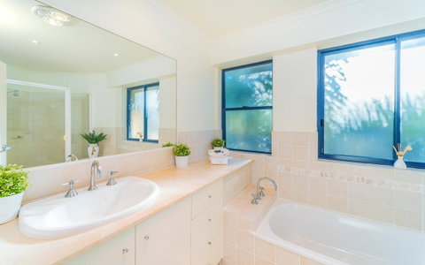 The Cove Yamba - Stayed 16