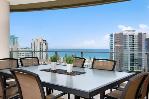 Tweed Ultima Apartments - Stays Accommodation 11
