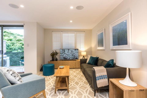 Nobbs Â· Executive 2 Storey Sydney Apartment With Pool - Stayed 0