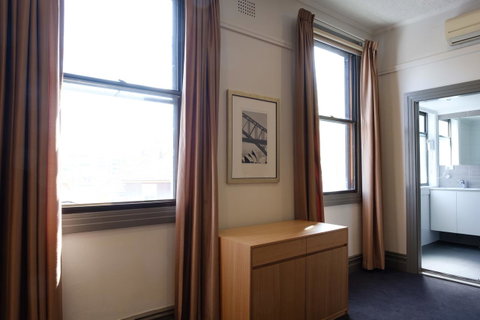Royal Exhibition Hotel - Stayed 10